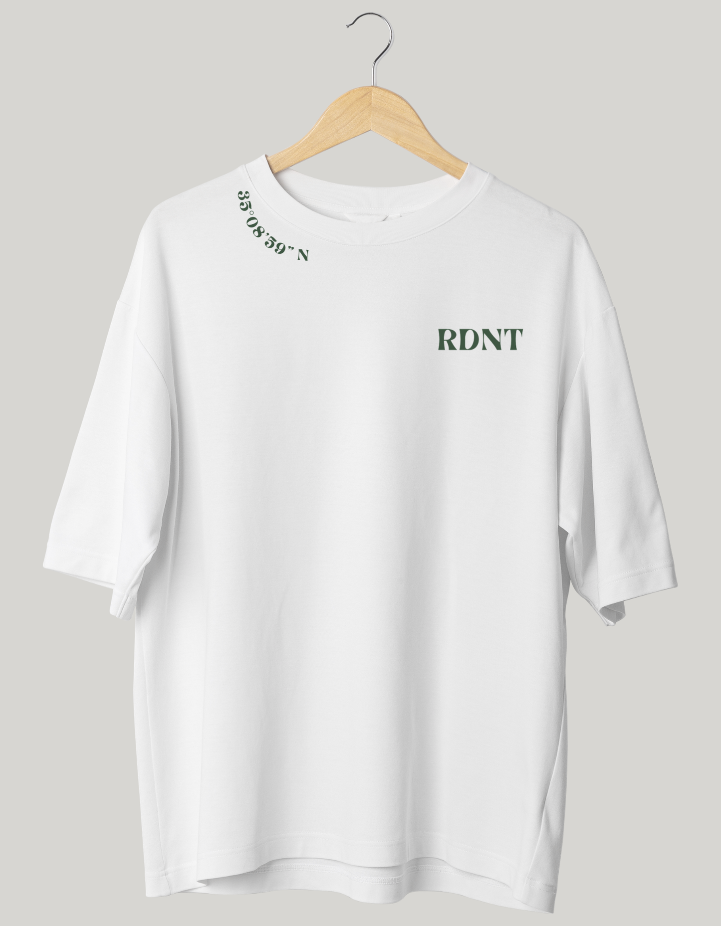 "THE SUMMIT" OVERSIZE T-SHIRT